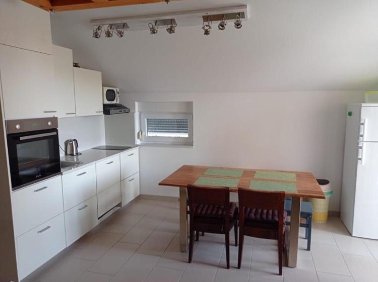Apartment Lavanda Mandre Luaran gambar
