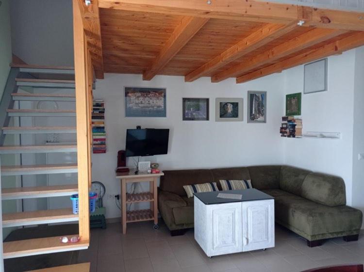 Apartment Lavanda Mandre Luaran gambar